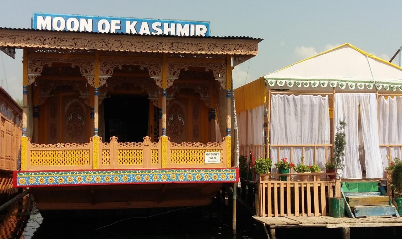 Houseboat Moon Of Kashmir Hotel Srīnagar Exterior foto